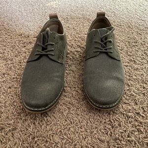 Dress shoes size 7.5